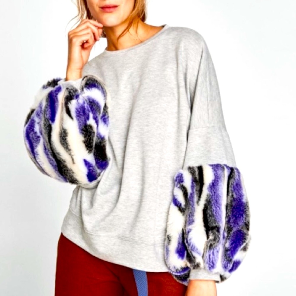 Zara grey sweater with furry puff sleeves 💥